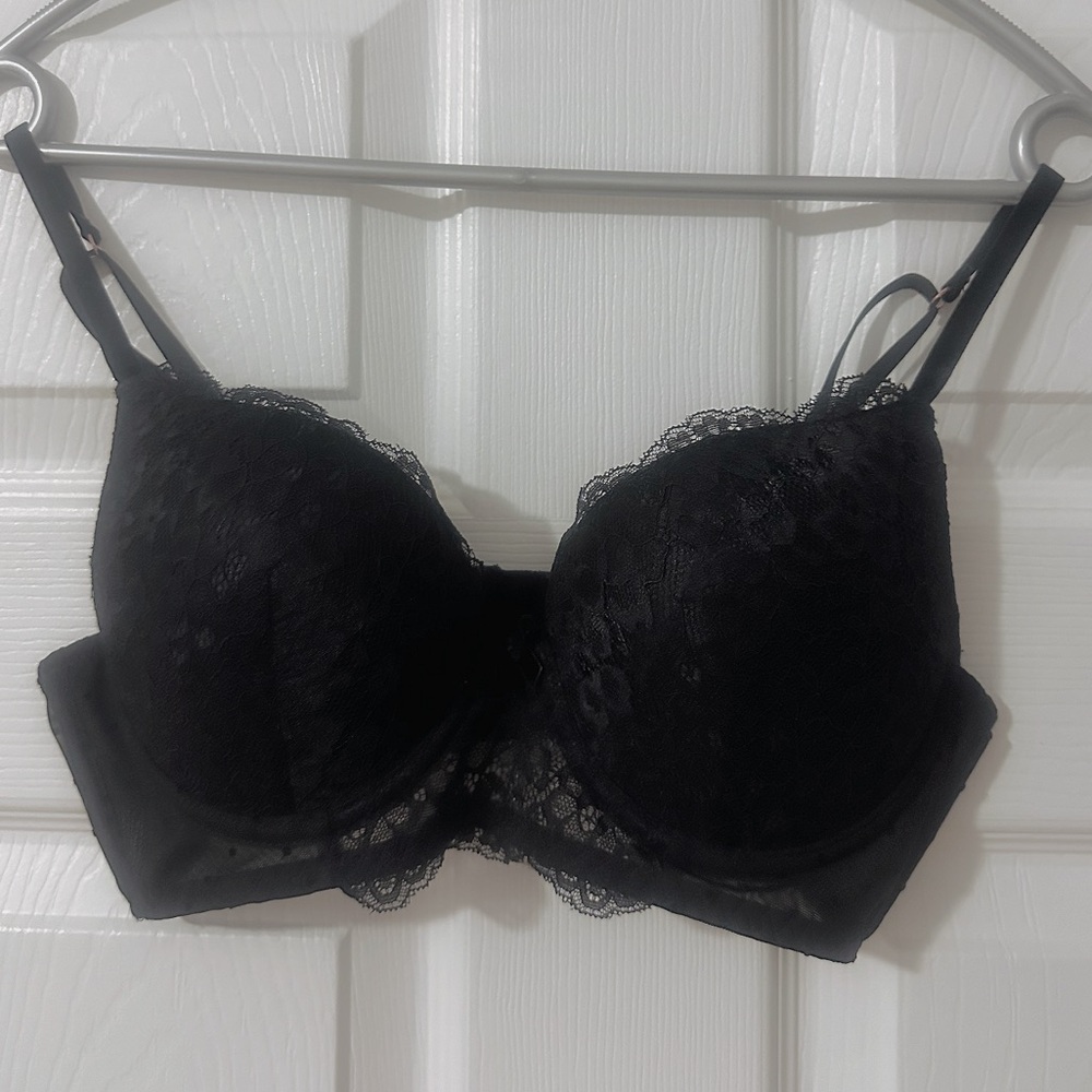 NWOT Black Lace Bra with Molded Cups and Adjustable Straps